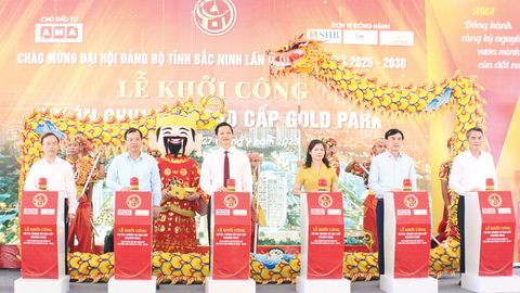 Khắp nơi hướng về ngày hội lớn