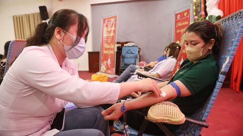 Liên đoàn Lao động tỉnh An Giang tổ chức hiến máu tình nguyện