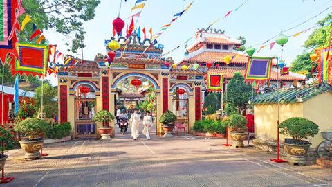 Hội làng cuối năm