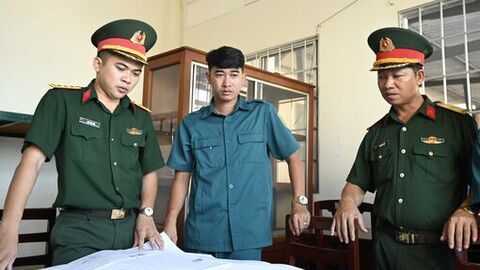 Kiểm tra công tác sẵn sàng chiến đấu dịp lễ Quốc khánh 2/9 