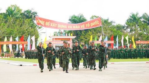 Lực lượng vũ trang tỉnh An Giang hưởng ứng Ngày chạy thể thao quân sự