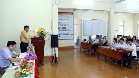 Đưa Chỉ thị số 50 vào thực tiễn: Tạo chuyển biến về chất lượng sinh hoạt chi bộ