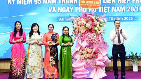 An Giang tổ chức họp mặt kỷ niệm 95 năm Ngày thành lập Hội Liên hiệp Phụ nữ Việt Nam 