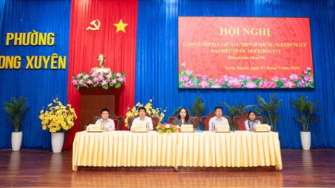 Hội nghị tiếp xúc giữa cử tri với người ứng cử đại biểu Quốc hội Khóa XVI, đơn vị bầu cử số 4