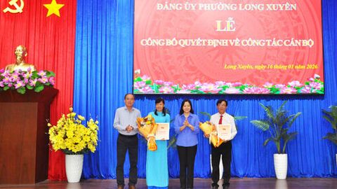 Đảng ủy phường Long Xuyên tổng kết công tác xây dựng Đảng và kiện toàn nhân sự 