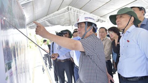 Gỡ “nút thắt” cho dự án đường Hồ Chí Minh
