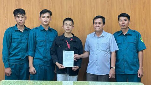 12 đơn tình nguyện chung một khát vọng cống hiến cho Tổ quốc