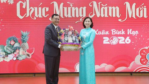 Đoàn đại biểu tỉnh Kampot thăm, chúc  tết tỉnh An Giang