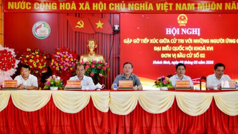 Ứng cử viên đại biểu Quốc hội tiếp xúc cử tri xã Khánh Bình