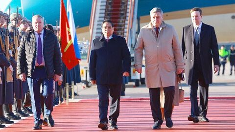 Thủ tướng Phạm Minh Chính bắt đầu thăm Nga