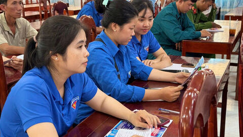 Tư vấn việc làm cho đoàn viên, thanh niên, học sinh và người lao động xã Núi Cấm