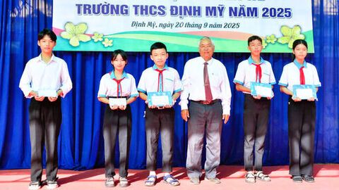Khuyến học toàn diện dưới mái trường quê