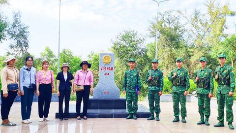 Gắn kết sức dân, giữ vững an ninh biên giới