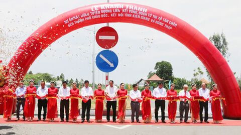 Khánh thành tuyến đường liên kết vùng giữa An Giang và Đồng Tháp