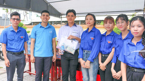 Đảng viên trẻ giữ lửa phong trào