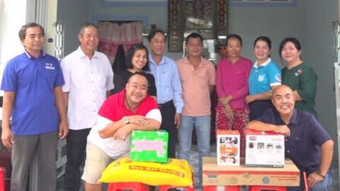 Xã Thoại Sơn bàn giao nhà tình thương cho hộ có hoàn cảnh khó khăn