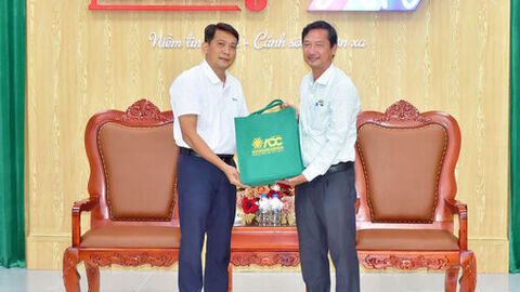 Công ty TNHH ADC chúc tết Báo và Phát thanh - Truyền hình   An Giang