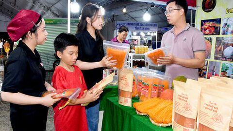 Khởi nghiệp từ trái gấc