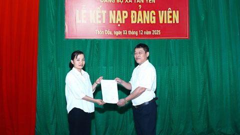 Hiệu quả từ tạo nguồn phát triển đảng viên ở Tân Yên