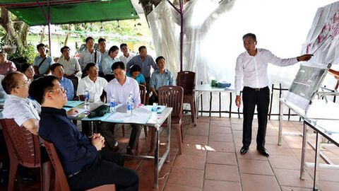 Chủ tịch UBND tỉnh An Giang Hồ Văn Mừng kiểm tra tiến độ thực hiện dự án đầu tư phát triển kết cấu hạ tầng khu công nghiệp Vàm Cống