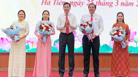 Hà Tiên bầu các chức danh Thường trực HĐND, UBND phường