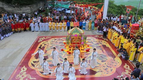 Châu Đốc - Đô thị trung tâm vùng biên giới Tây Nam 