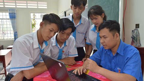 Tỉnh táo trước “thế giới ảo”