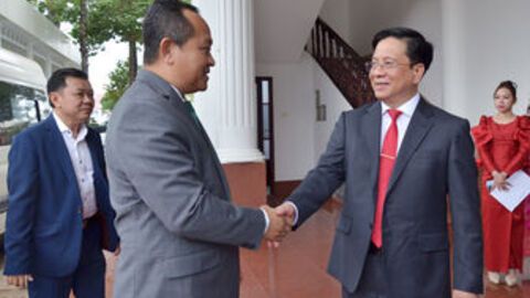 Đoàn đại biểu tỉnh Kep thăm, chúc tết UBND tỉnh An Giang 