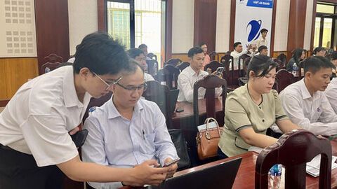 Hơn 300 cán bộ được tập huấn sử dụng phần mềm phòng họp không giấy