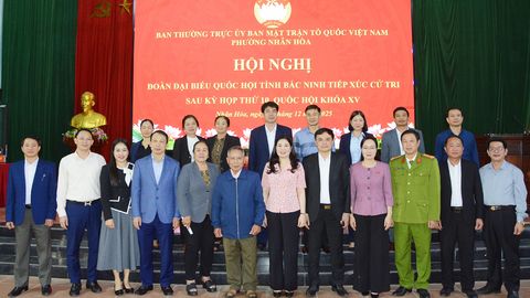 Đoàn Đại biểu Quốc hội tỉnh Bắc Ninh tiếp xúc cử tri tại phường Nhân Hòa