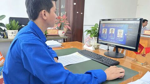 Cán bộ, đảng viên với mạng xã hội