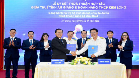 Thuế tỉnh An Giang và KienlongBank ký thỏa thuận hợp tác hỗ trợ hộ kinh doanh