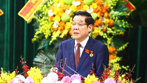 Nêu cao tinh thần trách nhiệm, tập trung trí tuệ, đóng góp vào thành công chung của Đại hội(*)