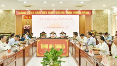 Khẩn trương hoàn thành xây dựng cơ sở dữ liệu ở tất cả các cấp, ngành