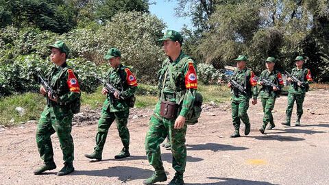 Kiểm soát biên giới, ngăn buôn lậu