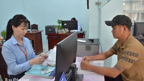Công chức chủ động để không trễ hẹn hồ sơ