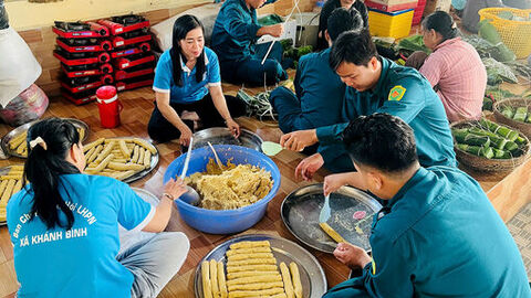 Phụ nữ xã Khánh Bình xây dựng quê hương