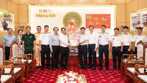 Chủ tịch UBND tỉnh An Giang Hồ Văn Mừng thăm, chúc tết tại đặc khu Phú Quốc