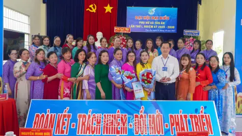 Phụ nữ xã Tân Ân khẳng định vai trò thời 4.0