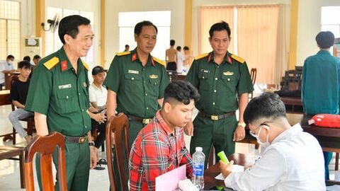 Bộ Chỉ huy Quân sự tỉnh An Giang kiểm tra công tác sơ tuyển sức khỏe nghĩa vụ quân sự 
