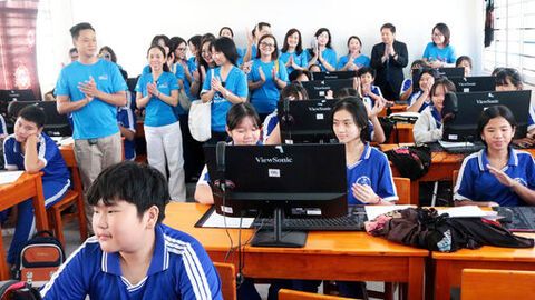 Khánh thành phòng máy vi tính cho Trường THCS Lương Thế Vinh