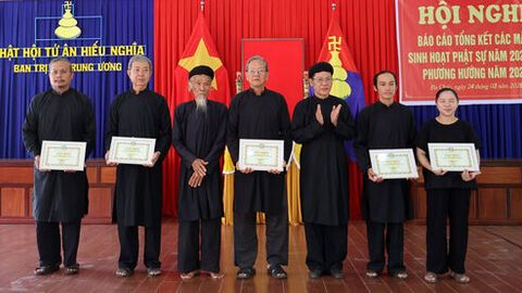 Tín đồ Phật hội Tứ Ân Hiếu Nghĩa đóng góp trên 6,2 tỷ đồng thực hiện an sinh xã hội