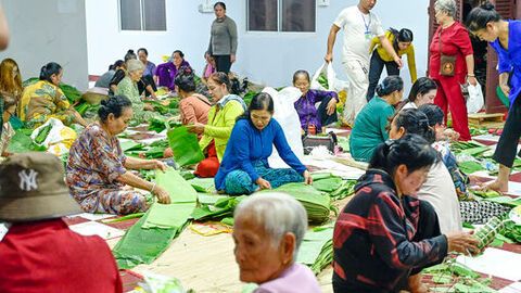 Những người giữ hồn lễ hội