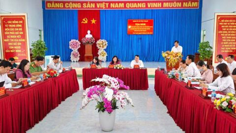 Xã Vĩnh Trạch tổ chức tọa đàm nâng cao chất lượng công tác xây dựng Đảng
