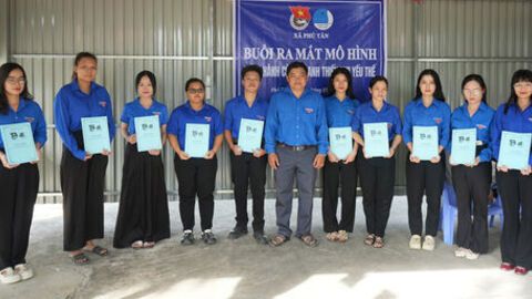 Đoàn Thanh niên xã Phú Tân triển khai mô hình cà phê thanh niên "Đồng hành cùng thanh, thiếu nhi yếu thế"