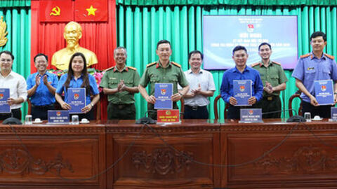 Cụm Thi đua số 11 (Tỉnh đoàn An Giang) ký kết giao ước thi đua