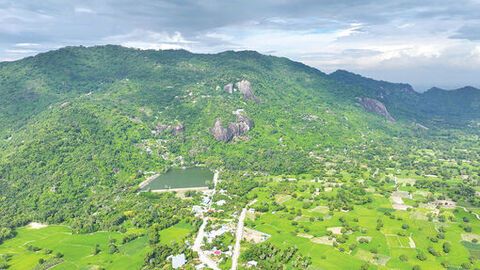 Lên điện đá chuông