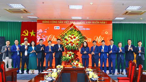 Phó Bí thư Thường trực Tỉnh ủy Nguyễn Thị Hương chúc Tết Báo và Phát thanh, Truyền hình Bắc Ninh