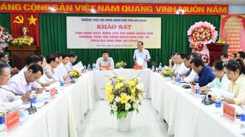 Đoàn khảo sát của HĐND tỉnh An Giang làm việc với HĐND 9 xã