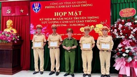 An Giang họp mặt kỷ niệm 80 năm Ngày truyền thống lực lượng Cảnh sát giao thông 